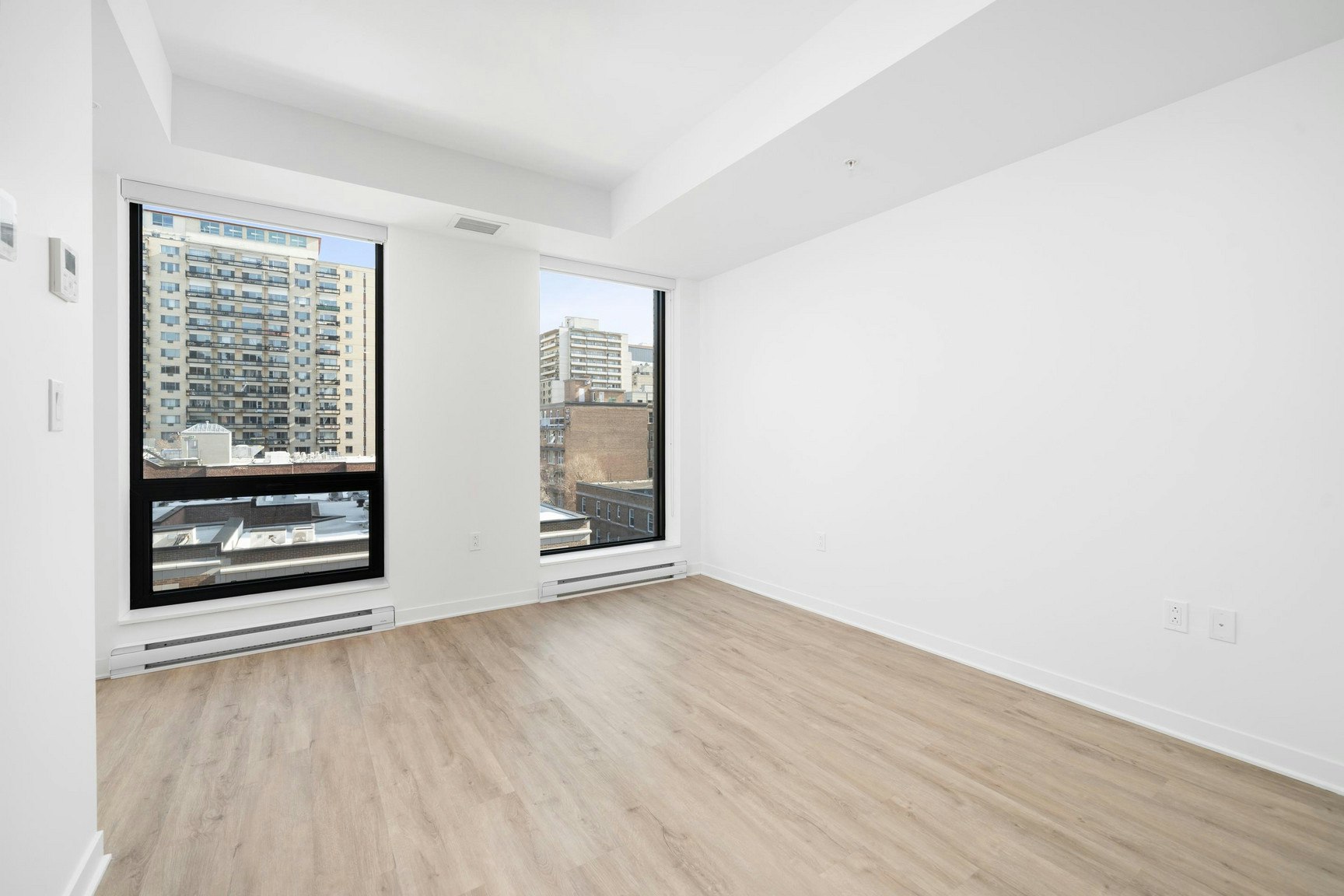 204-1950 Sherbrooke W, Montréal, QC, H3H 1E3 - 5