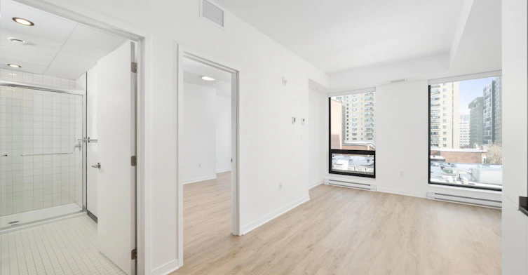 204-1950 Sherbrooke W, Montréal, QC, H3H 1E3 - 13