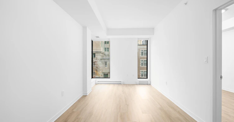 902-1950 Sherbrooke W, Montréal, QC, H3H 1E3 - 3