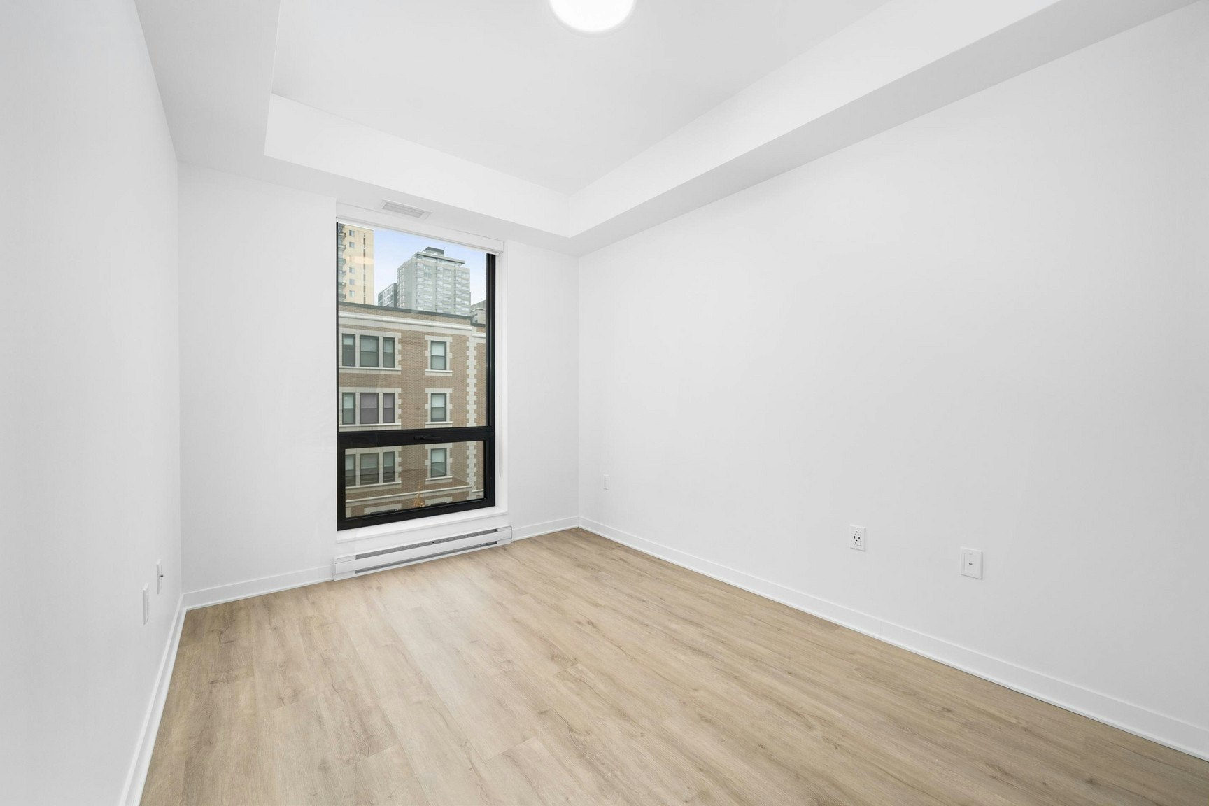 902-1950 Sherbrooke W, Montréal, QC, H3H 1E3 - 12