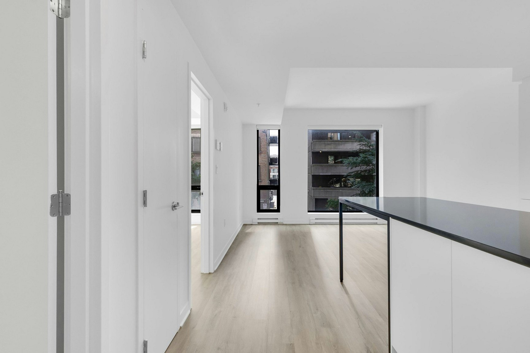 209-1950 Sherbrooke W, Montréal, QC, H3H 1E3 - 2