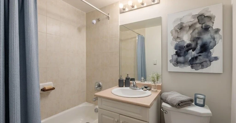107 Grand Avenue, London, ON, N6C 1M3 - 4