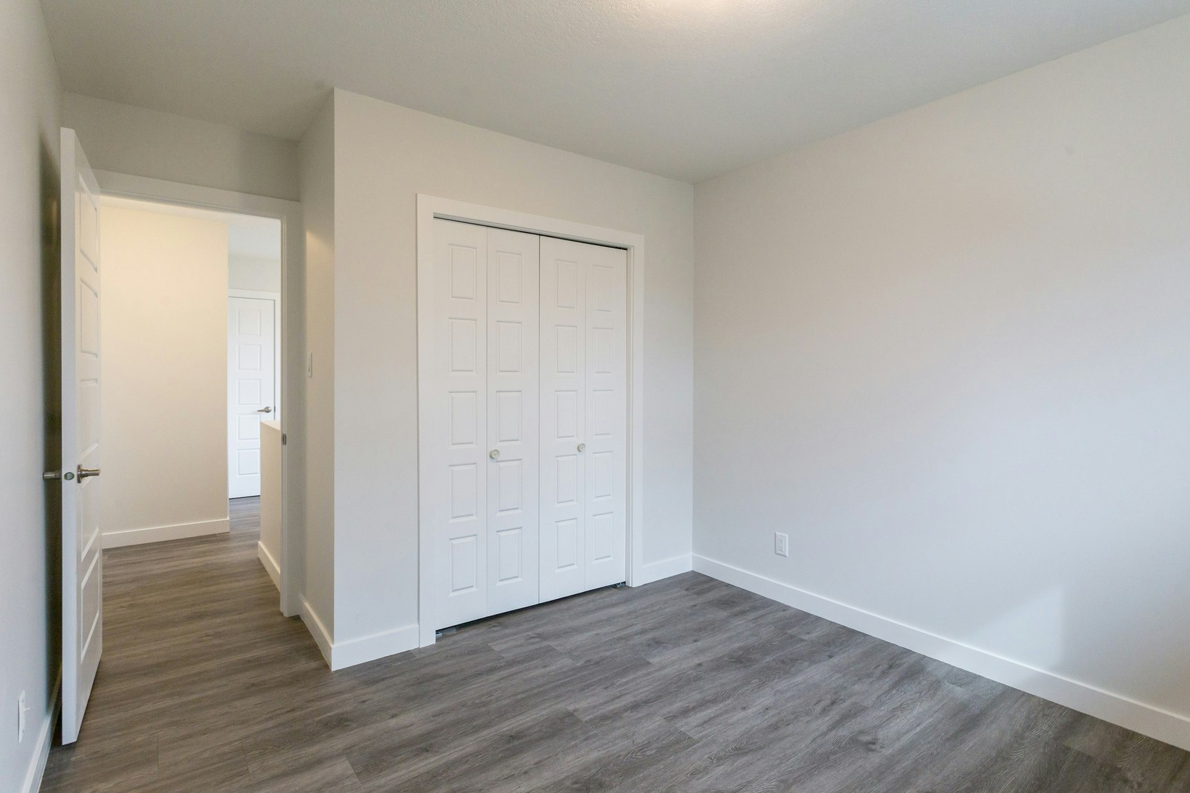 12020 102 Street Nw, Edmonton, AB, T5G 2G7 - 16