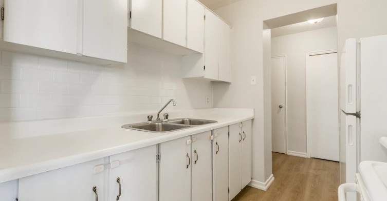 101-507 Balmoral Drive, Brampton, ON, L6T 1W3 - 6