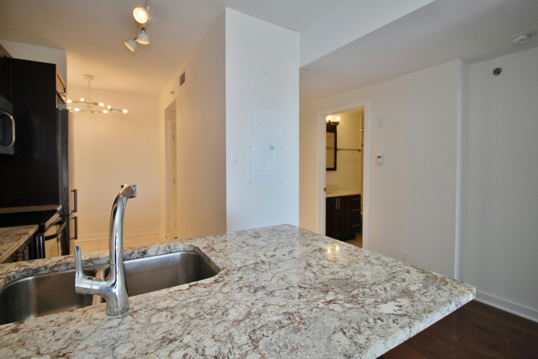 422-300C Lett Street, Ottawa, ON, K1R 0B8 - 7