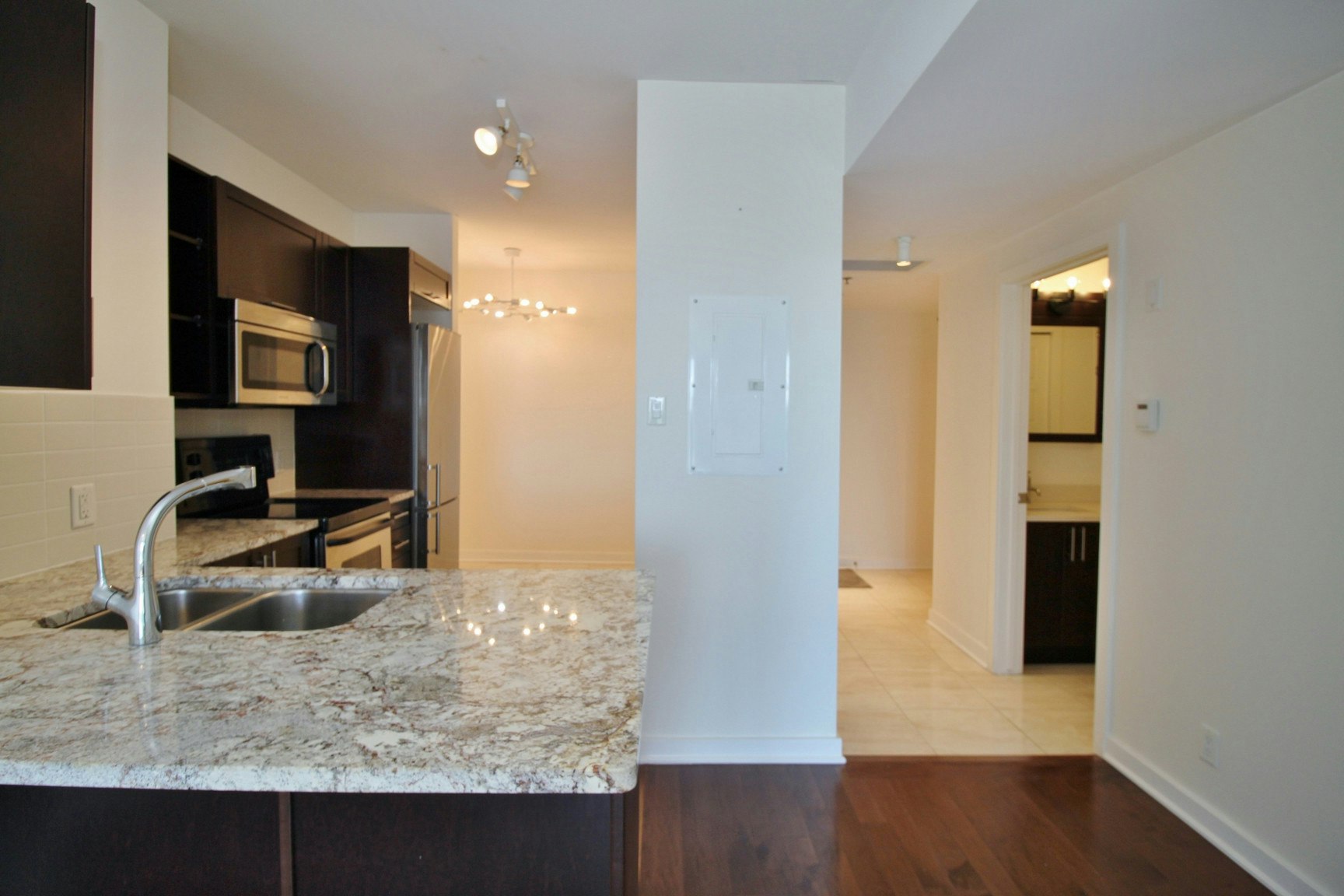 422-300C Lett Street, Ottawa, ON, K1R 0B8 - 10