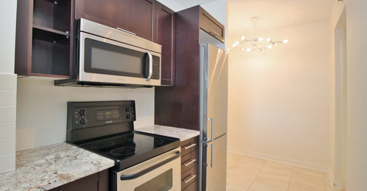 422-300C Lett Street, Ottawa, ON, K1R 0B8 - 6
