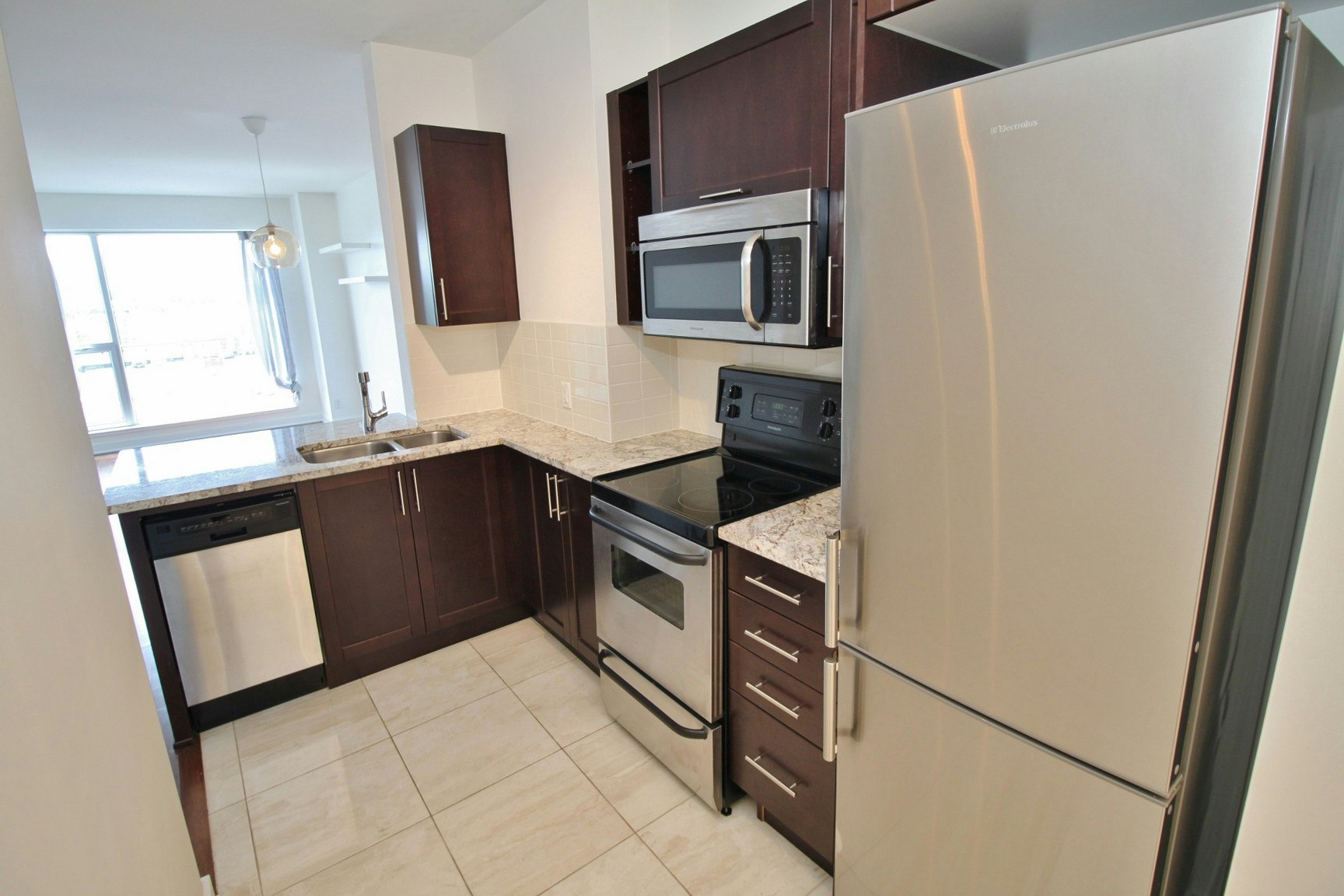422-300C Lett Street, Ottawa, ON, K1R 0B8 - 5
