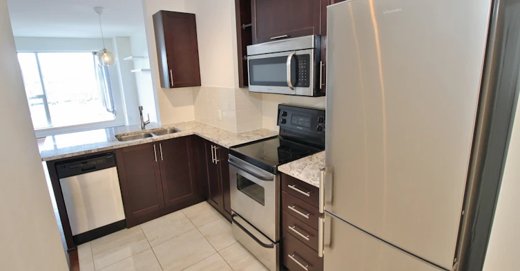 422-300C Lett Street, Ottawa, ON, K1R 0B8 - 5