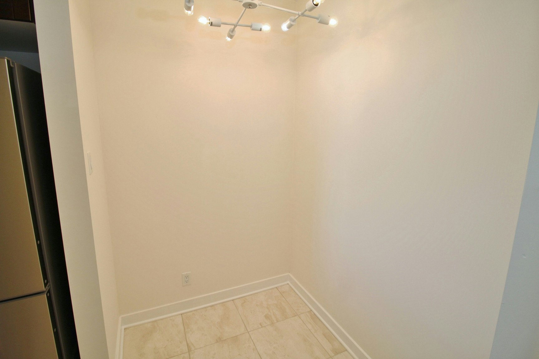 422-300C Lett Street, Ottawa, ON, K1R 0B8 - 3