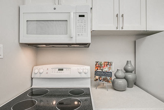 606 Victoria Avenue, Saskatoon, SK, S7N 0Z1 - 8