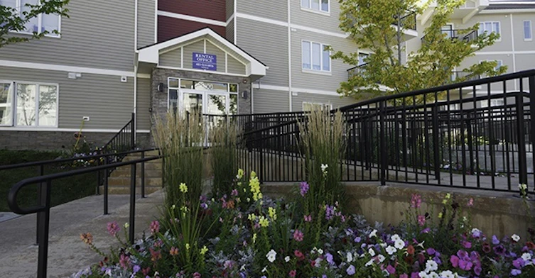 1540 Sherwood Boulevard NW, Calgary, AB, T3R 0K5 - 2