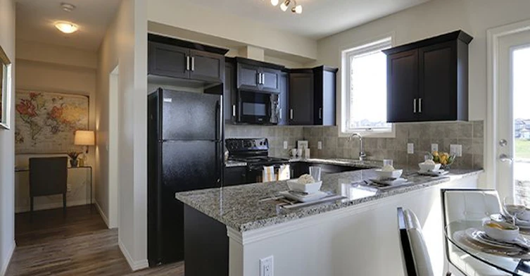 100 Chinook Winds Place, Airdrie, AB, T4B 4B4 - 4