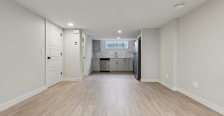 Crytallina Nera 178 Drive Avenue, Edmonton, AB, T5E 5S7