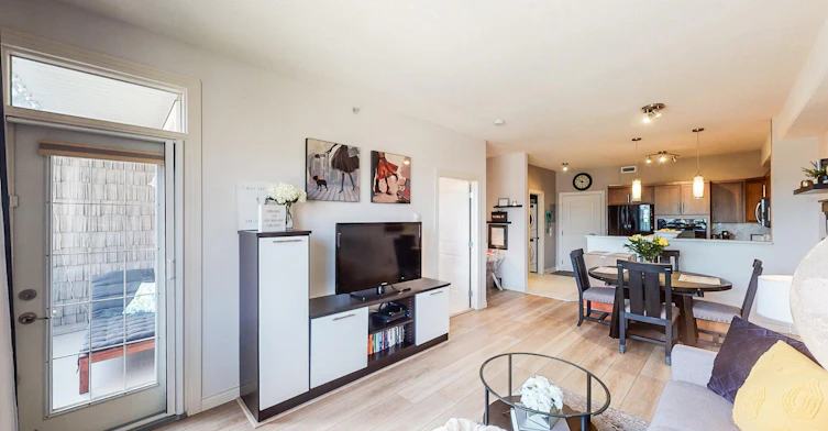 26 Val Gardena View SW, Calgary, AB, T3H 5Z5 - 2