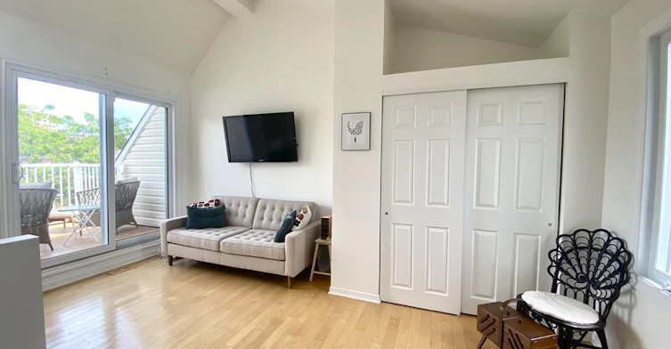 7 Bertrand Street, Ottawa, ON, K1M 1Y3 - 3