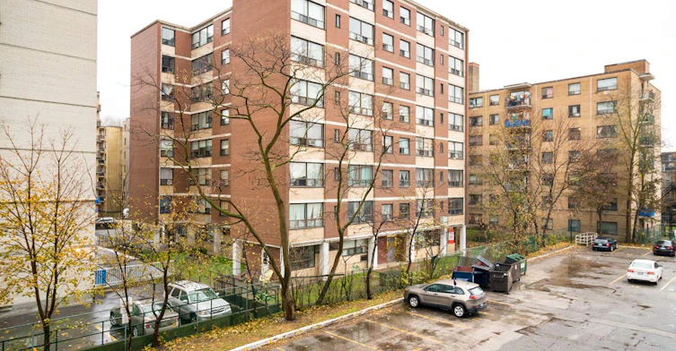 21 Maynard Avenue, Toronto, ON, M6K 2Z8 - 2