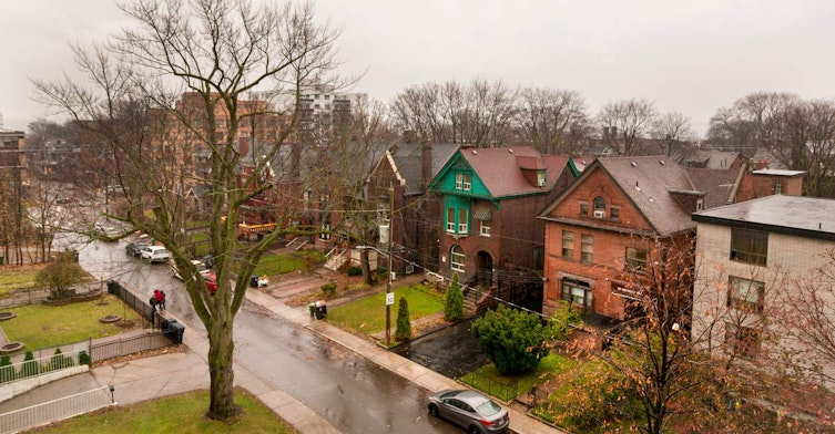 21 Maynard Avenue, Toronto, ON, M6K 2Z8 - 5