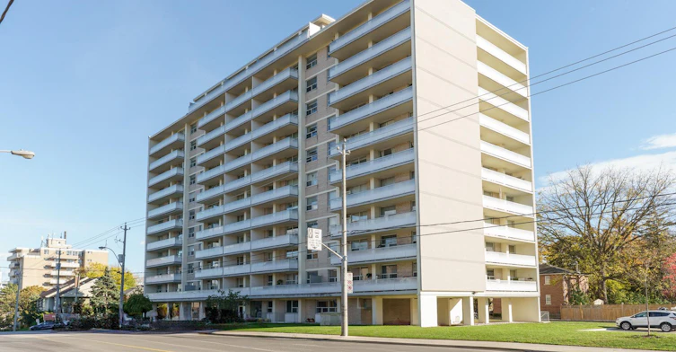 485 Eglinton Avenue E, Toronto, ON, M4P 1N2 - 3