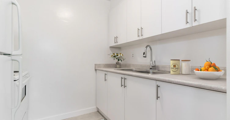 485 Eglinton Avenue E, Toronto, ON, M4P 1N2 - 15