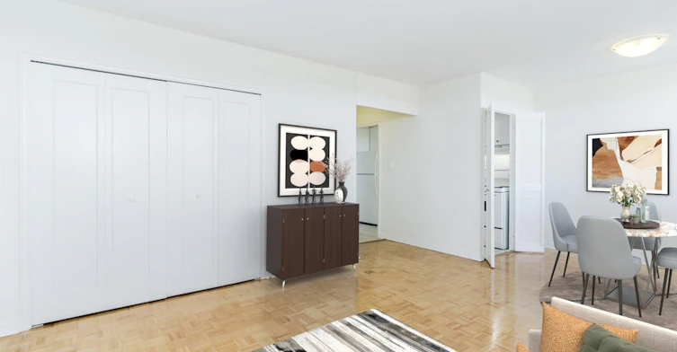 485 Eglinton Avenue E, Toronto, ON, M4P 1N2 - 7