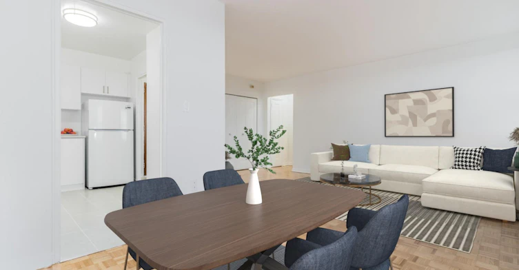 485 Eglinton Avenue E, Toronto, ON, M4P 1N2 - 5