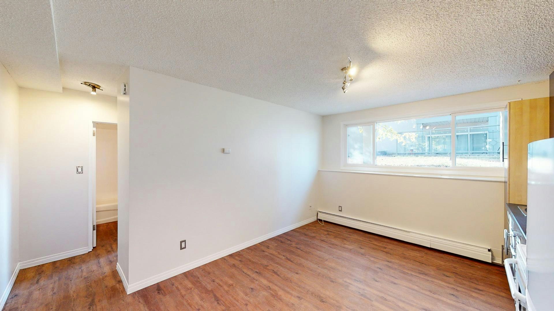 607 67 Avenue Southwest, Calgary, AB, T2V 0M3 - 6