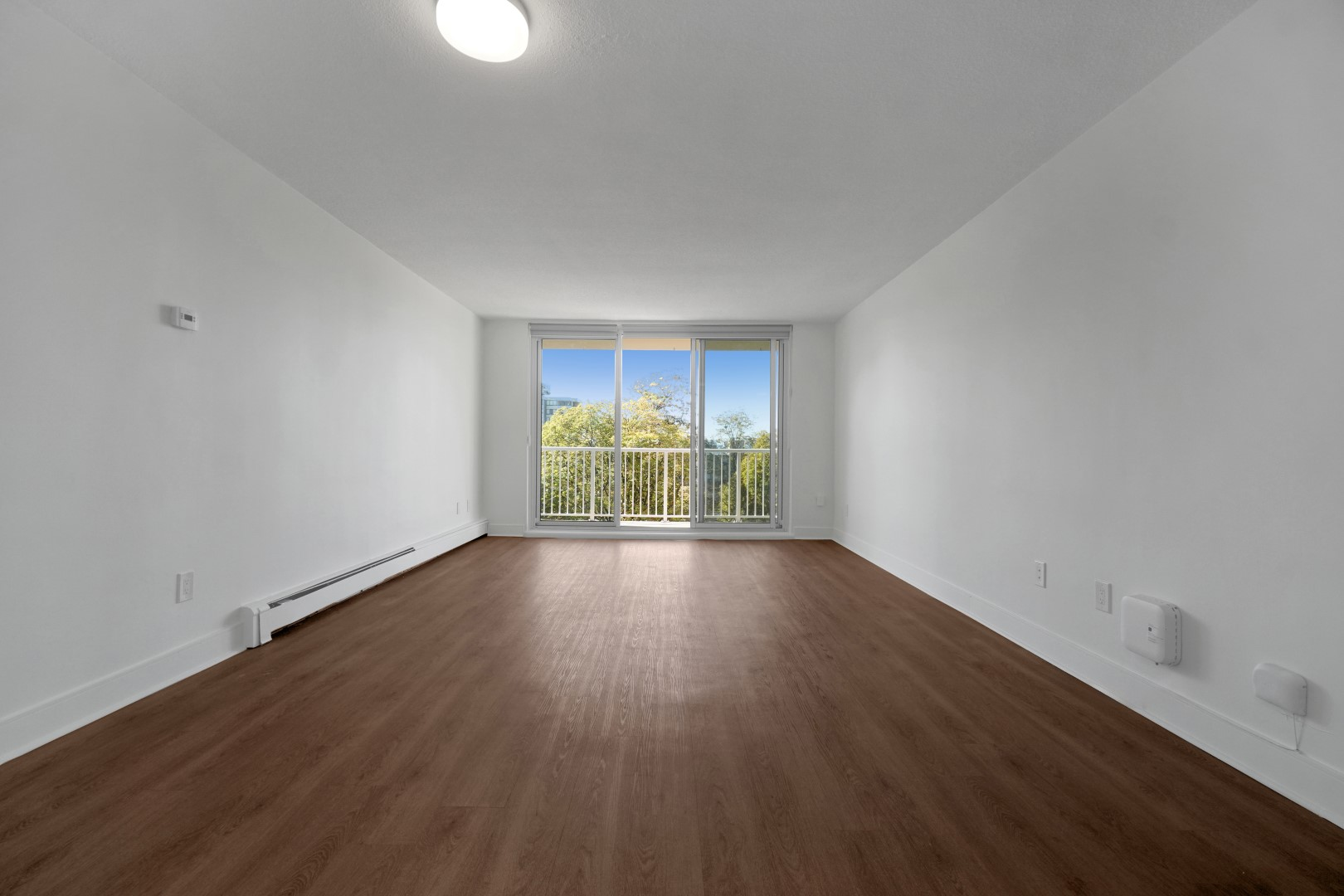 0202-130 W Keith Road, North Vancouver, BC, V7M 1L5 - 8