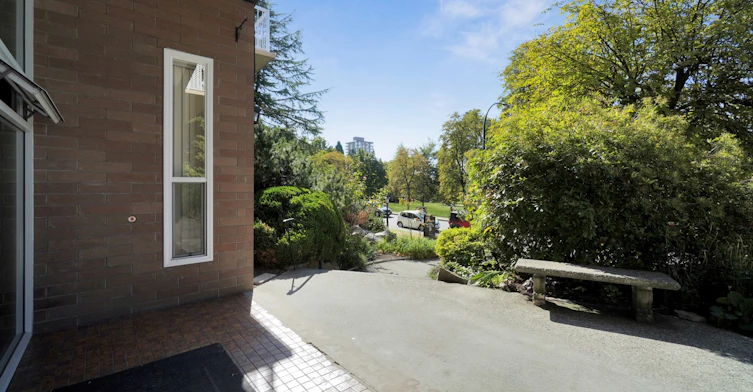 0202-130 W Keith Road, North Vancouver, BC, V7M 1L5 - 4