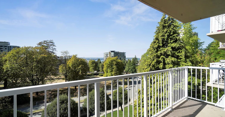 0204-130 W Keith Road, North Vancouver, BC, V7M 1L5 - 9