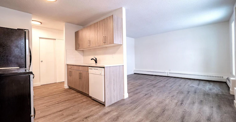 4510 47 Street, Leduc, AB, T9E 4P7 - 2