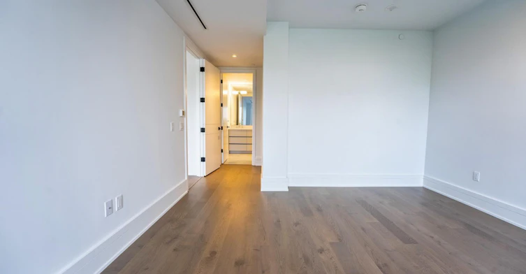 215 Lonsdale Road, Toronto, ON, M4V 0B4 - 5