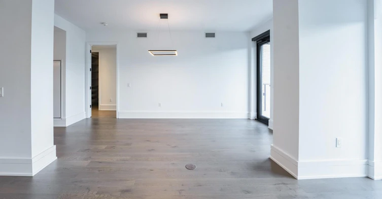 215 Lonsdale Road, Toronto, ON, M4V 0B4 - 4
