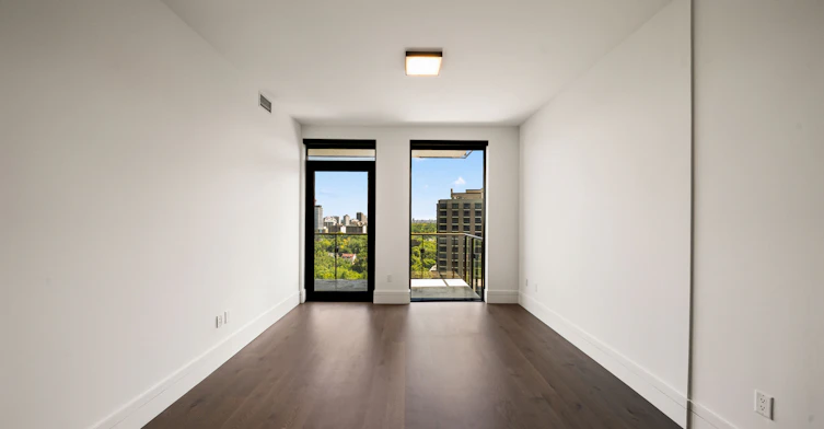 606-215 Lonsdale Road, Toronto, ON, M4V 0B4 - 8