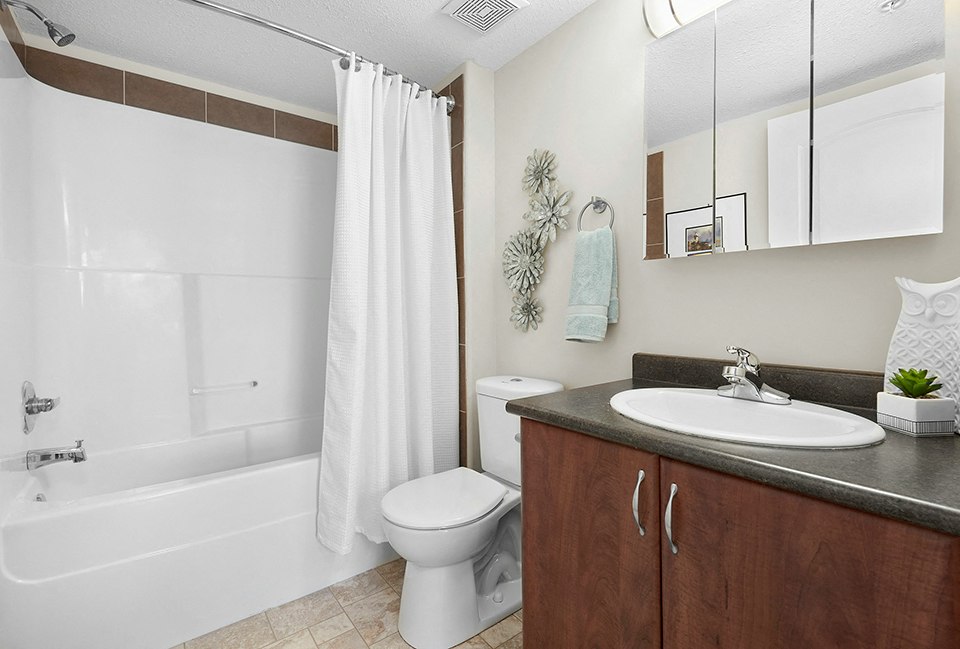 5407 162 Avenue NW, Edmonton, AB, T5Y 0Z2 - 9