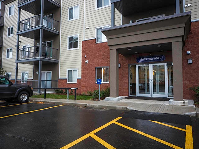 5407 162 Avenue NW, Edmonton, AB, T5Y 0Z2 - 12