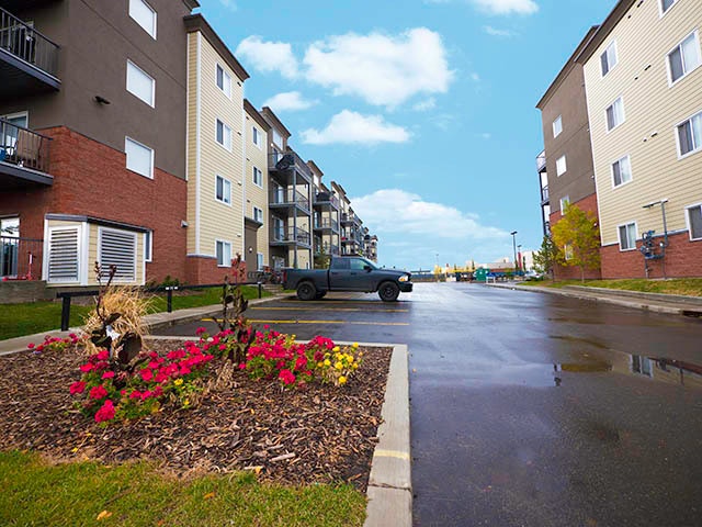 5407 162 Avenue NW, Edmonton, AB, T5Y 0Z2 - 13