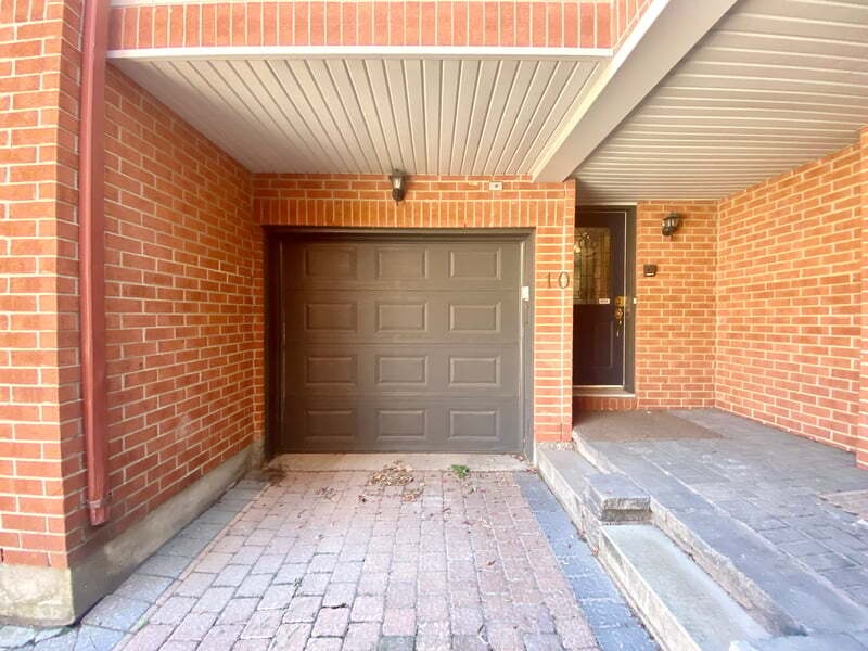 10 Stockport Private, Ottawa, ON, K2P 2J3 - 2