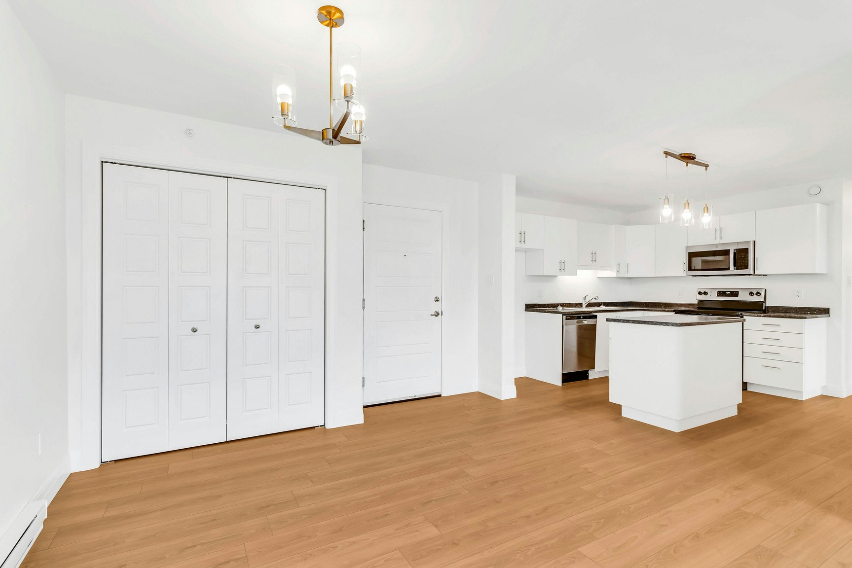210-90 Runneymeade, Riverview, NB, E1B 0W7 - 4