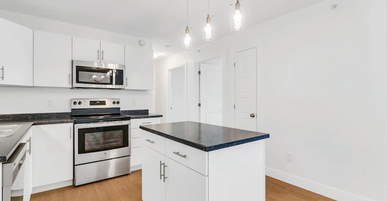 207-90 Runneymeade, Riverview, NB, E1B 0W7 - 3