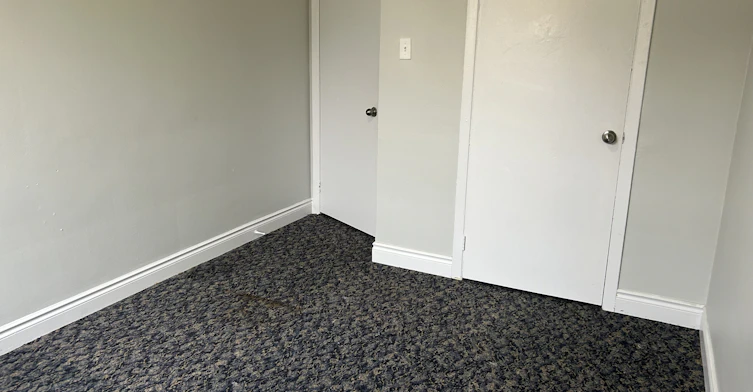 390 Guelph Line, Burlington, ON, L7R 3L4 - 5