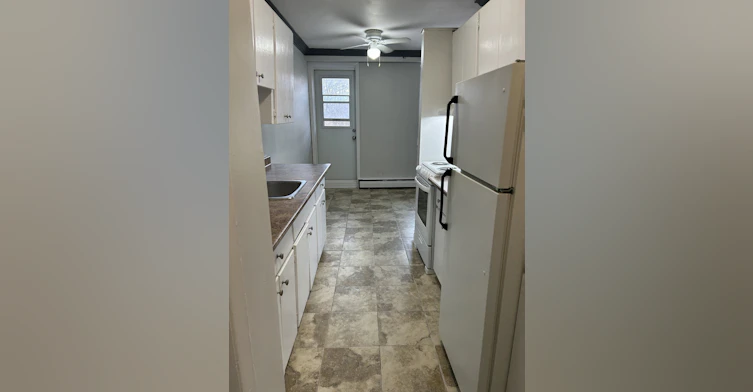 390 Guelph Line, Burlington, ON, L7R 3L4 - 7