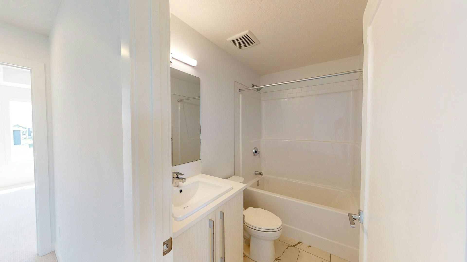 128 Chelsea Glen, Chestermere, AB, T1X 2P4 - 11