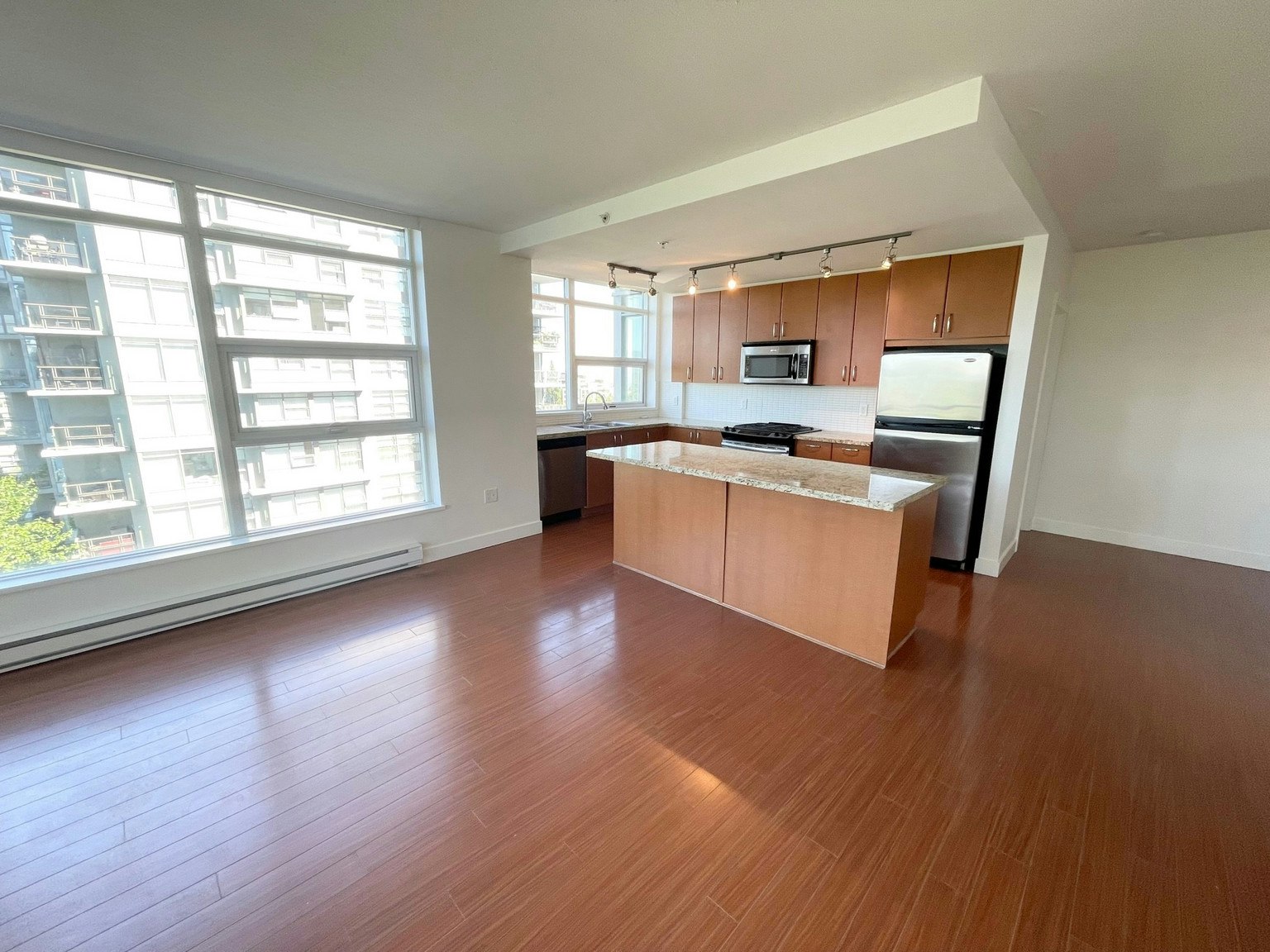 703-9188 University Crescent, Burnaby, BC, V5A 0A5 - 6