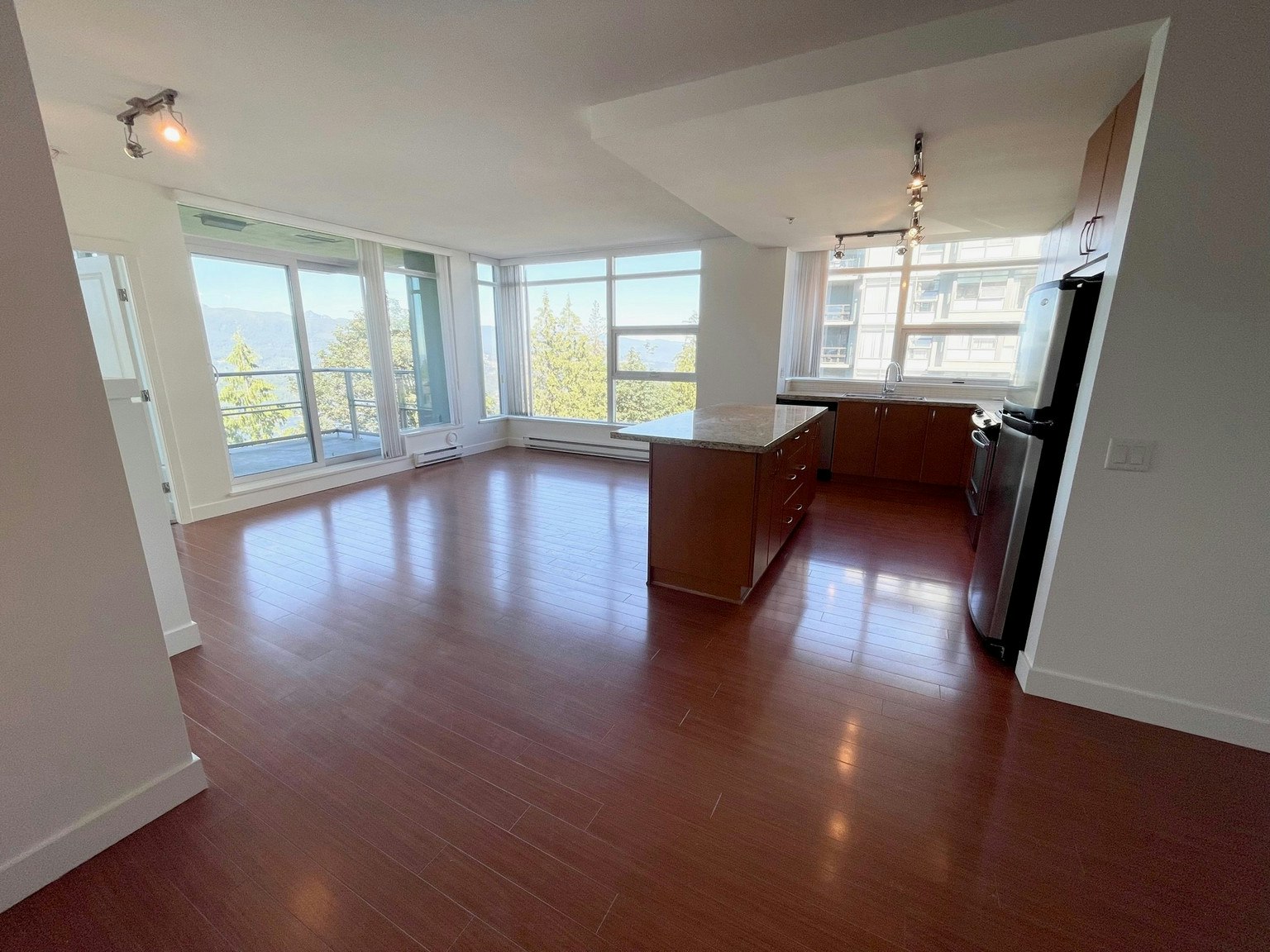 703-9188 University Crescent, Burnaby, BC, V5A 0A5 - 4