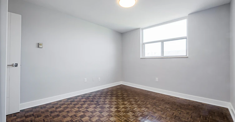1701-70 Park Street East, Mississauga, ON, L5G 1M5 - 12