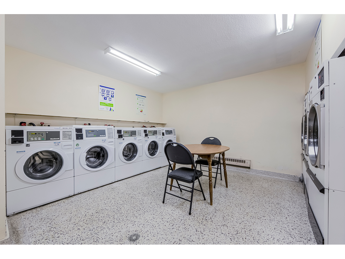 2506-70 Park Street East, Mississauga, ON, L5G 1M5 - 17