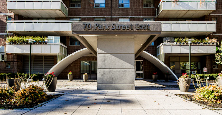 2506-70 Park Street East, Mississauga, ON, L5G 1M5 - 21