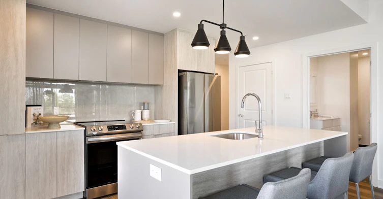3980 Saint Elzéar Boulevard O, Laval, QC, H7P 0M2 - 8