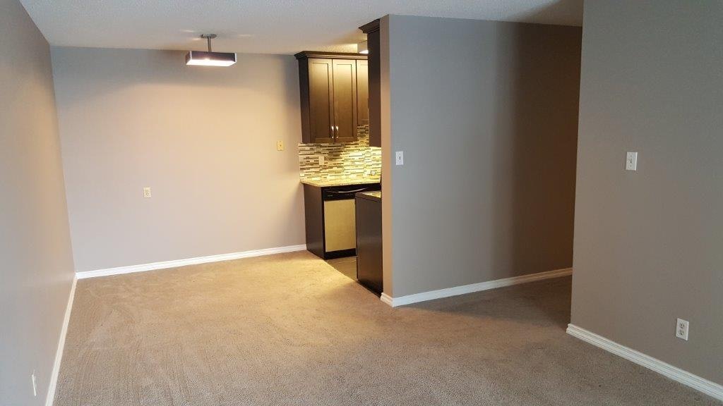 310 Stillwater Drive, Saskatoon, SK, S7J 4H7 - 4